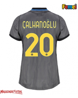 Inter Milan Hakan Calhanoglu #20 Tricou Fotbal Replică 2026-27 Femei Treilea Inter Milan Hakan Calhanoglu #20 Tricou Fotbal Replică 2026-27 Femei Treilea